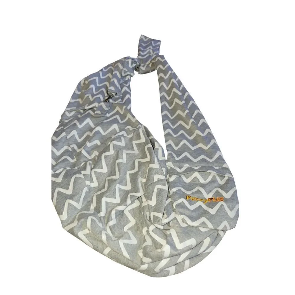 NWOT Furry Fido Chevron Grey Adjustable Pocket Pet Sling Papoose Carrier